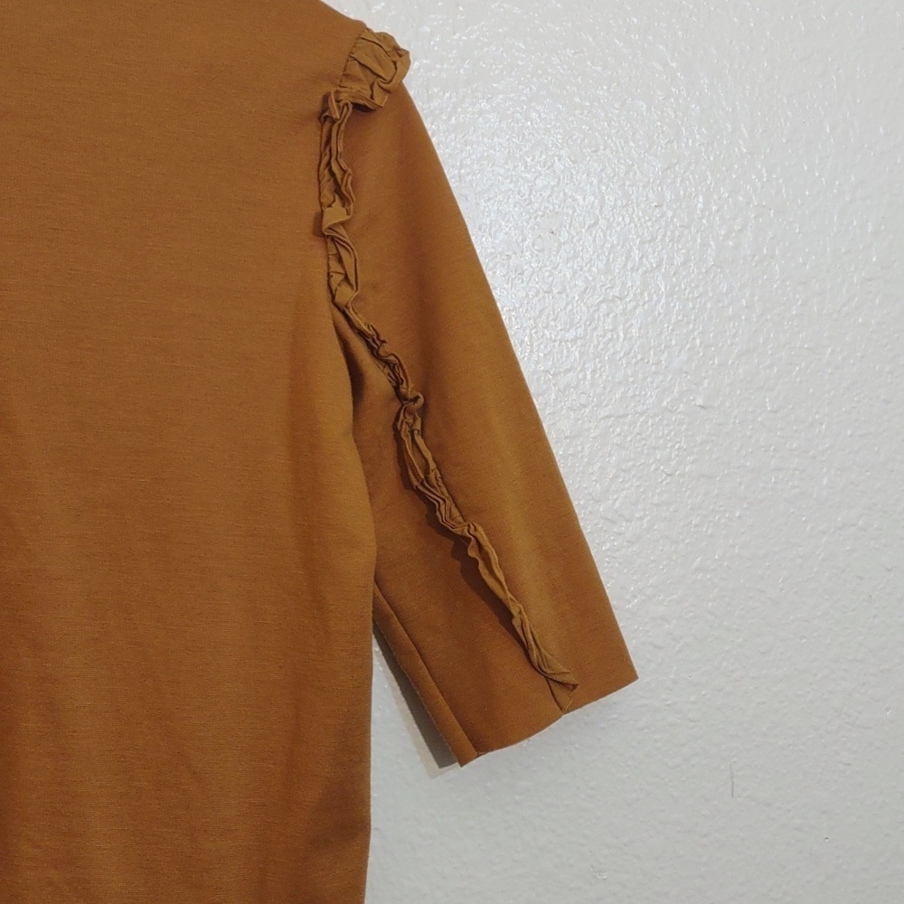 USED ZARA MUSTARD COLOR MID LENGTH SLEEVE -WINTER 2017-2018 - Picture 7 of 8